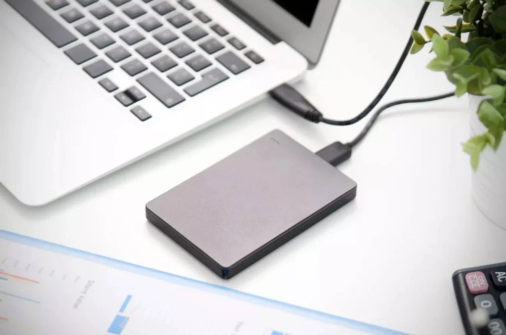 external hard drive - راهنمای خرید بهترین هارد اکسترنال در بازار
