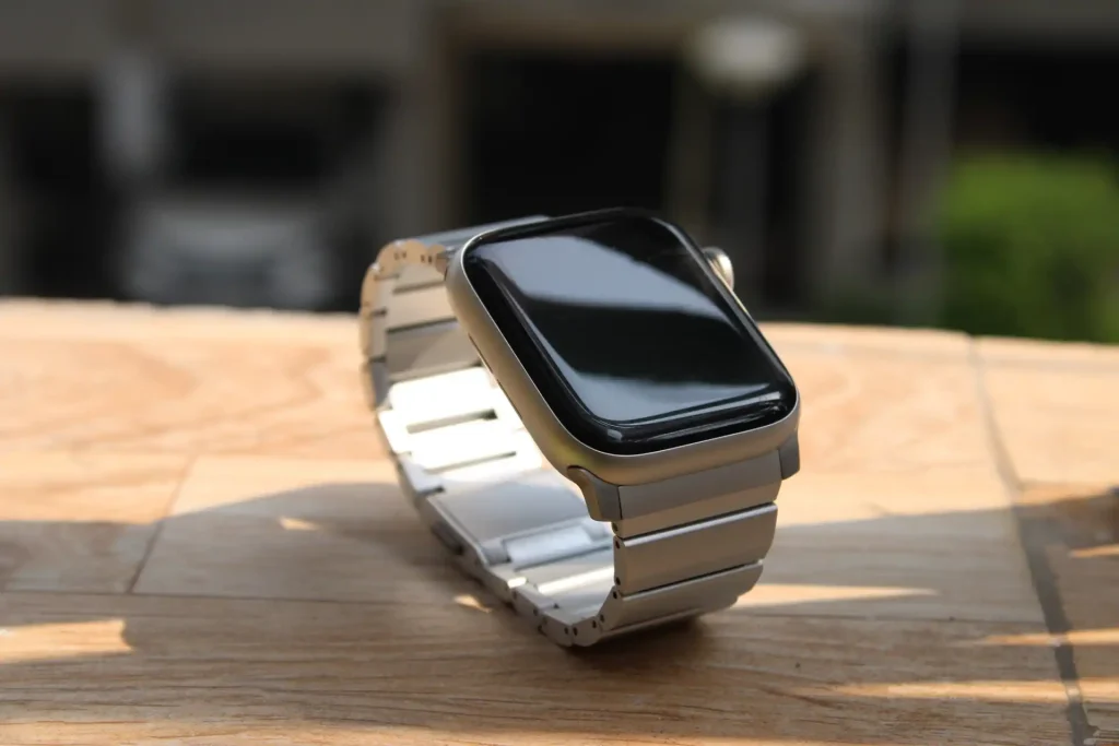 ساعت هوشمند اپل صفحه مستطیلی بند استیل